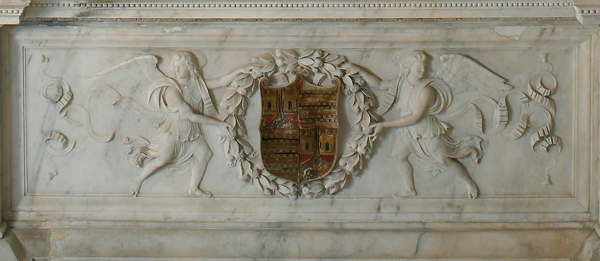 Escudo del Sepulcro de don Pedro Enríquez, Adelantado Mayor de Andalucía. Cartuja de las Cuevas, Sevilla. Fundación Casa Ducal de Medinaceli