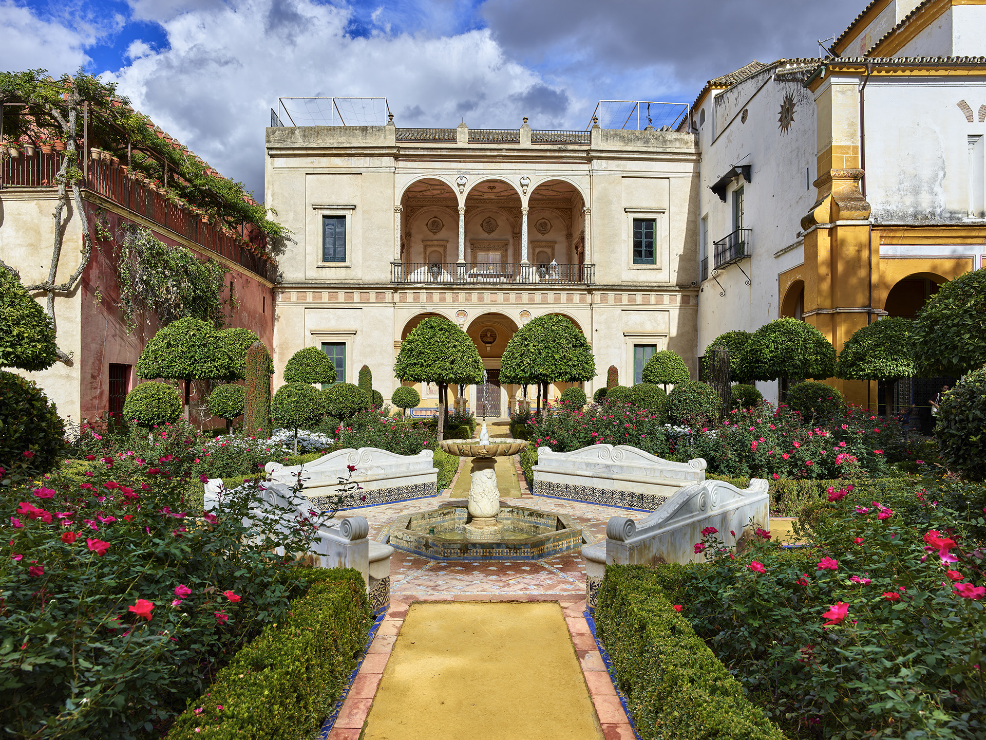 View of the large garden. Benvenutto Tortello. Casa de Pilatos. Seville