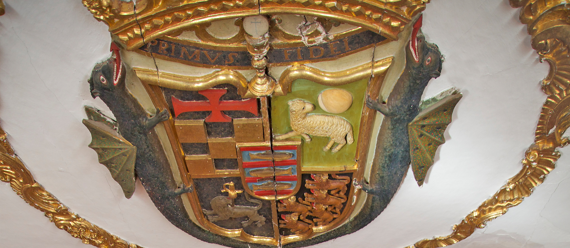 Escudo de los Marqueses de Puebla de Parga