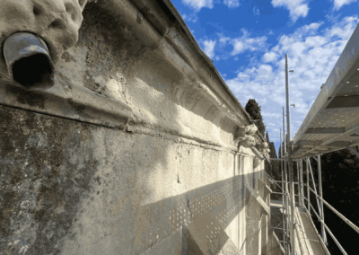 Start of restoration work on the façade of the Pantheon of the Marquises of La Torrecilla, part of the historical heritage of the Ducal House of Medinaceli Foundation.