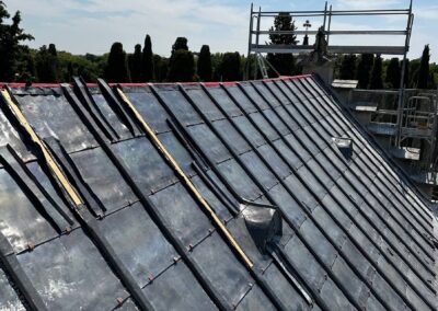 Restoration of the roof of the Pantheon of the Marquises of Torrecilla.